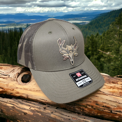 Deer Skull Camo 112PM Adult Hat